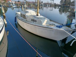 Volvo Bandholm Model 24 Stiebinis laivas / Jachta su vidaus varikliu yacht
