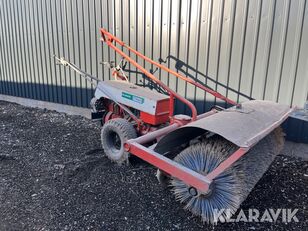 Gravely manual sweeper