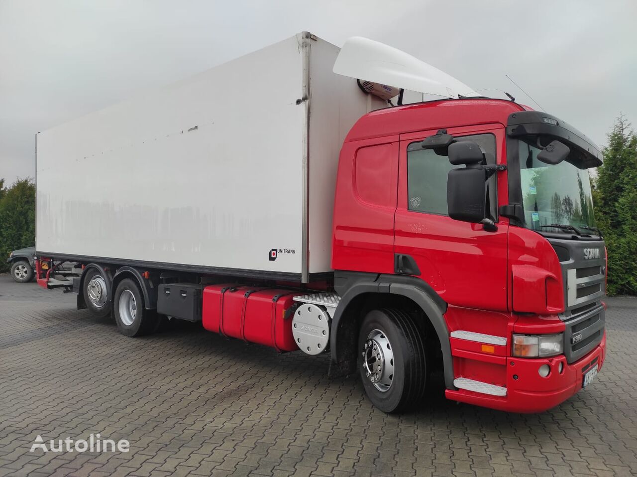 Scania P 320 refrigerated truck