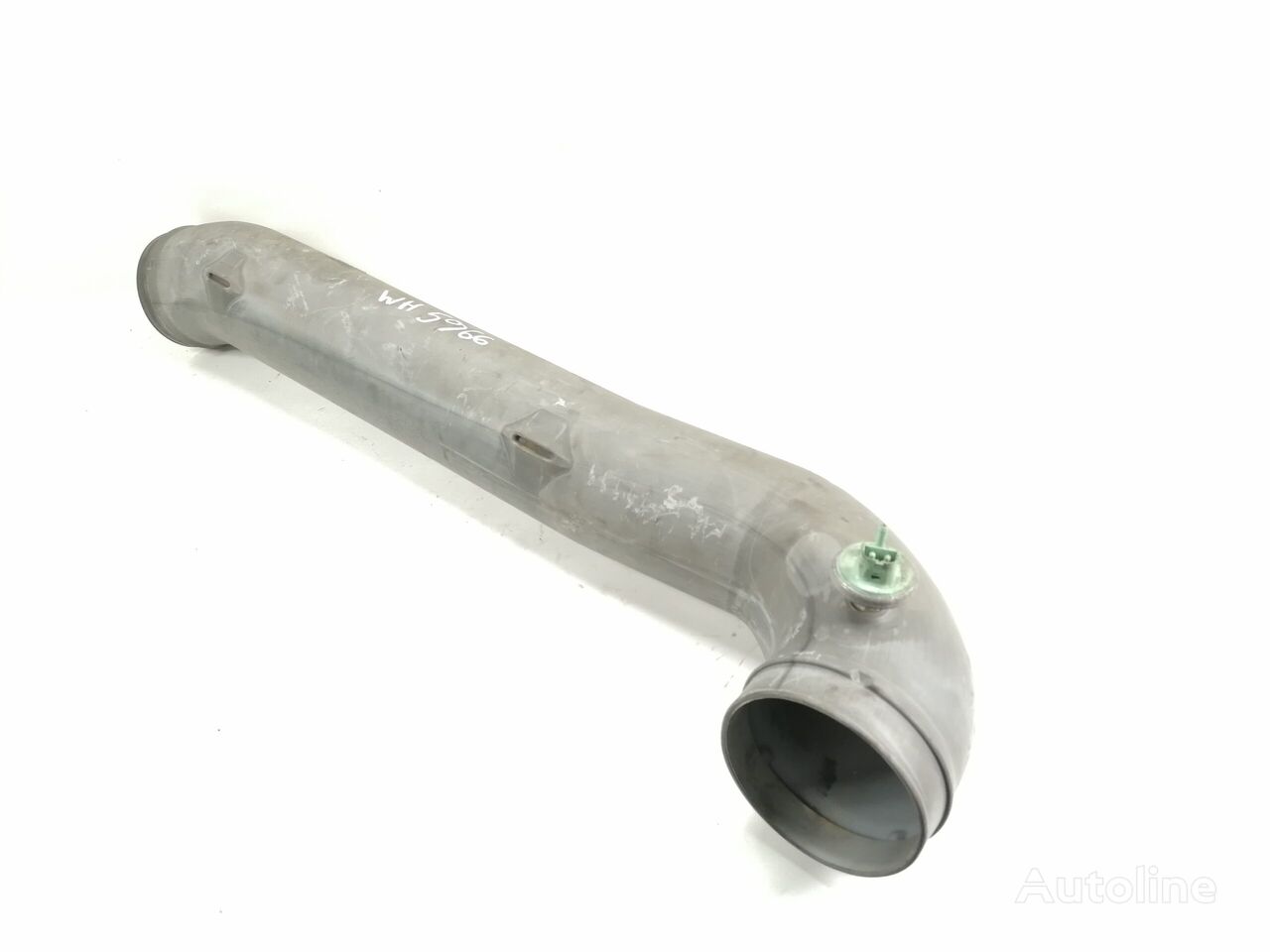 Volvo Air intake 1675536 air intake hose for Volvo truck tractor