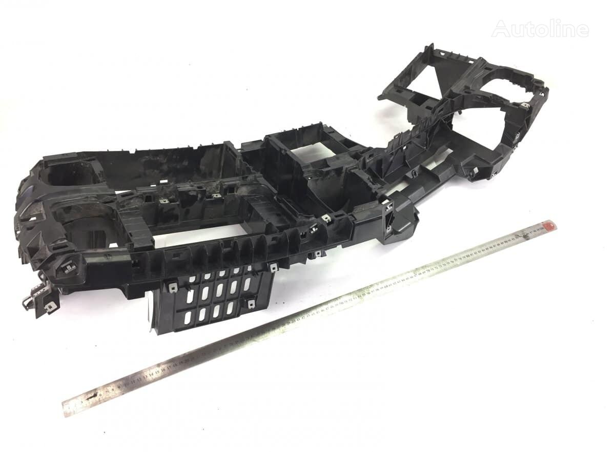 R-Series 2084748 front fascia for Scania truck