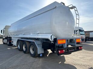 Hendricks 1133 fuel tank semi-trailer