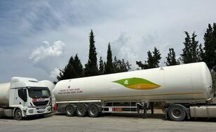 CRYOCAN 3Stück LNG Tankauflieger 42.5 m2  Carbonsan  gas tank trailer