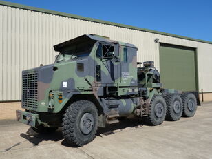 Oshkosh M1070 tractor unit