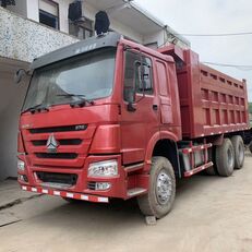 HOWO dump truck
