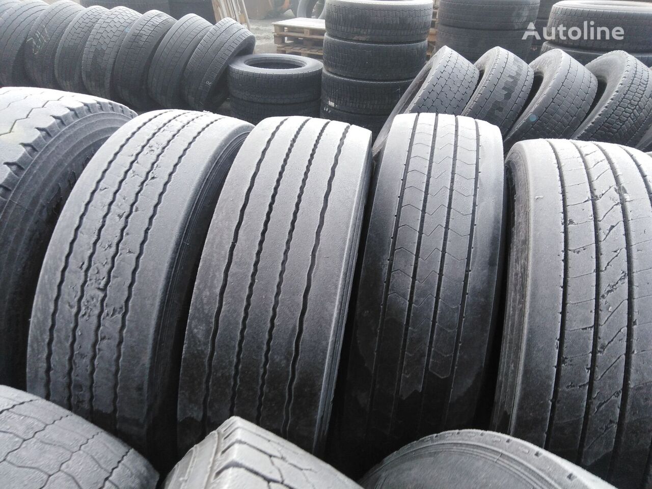 Bridgestone 385/65 R 22.5 truck tire