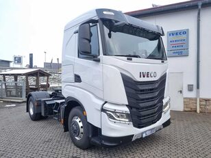 IVECO X-Way AS440X49T/P 4x2 ON+ HI-TRACTION 3 Stück truck tractor